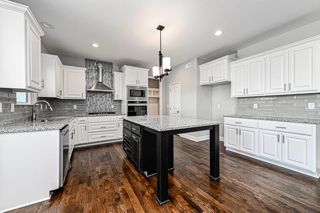 Photo 3 of 15635 Austin Court