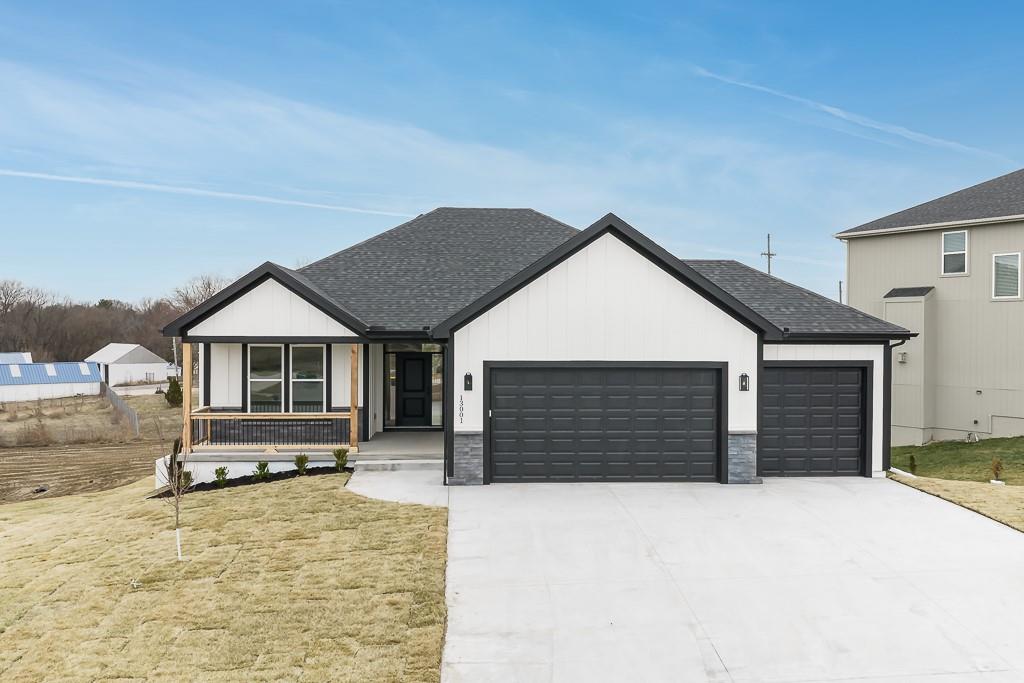 Photo of 15609 Austin Court