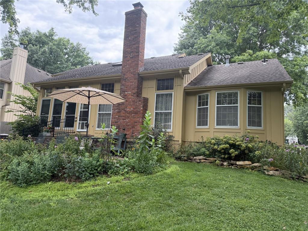 Photo 3 of 8531 Hallet Street
