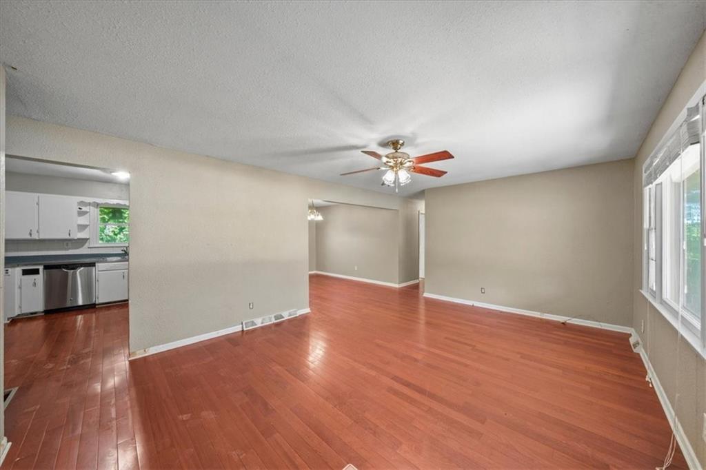 Photo 4 of 234 NE 86th Terrace