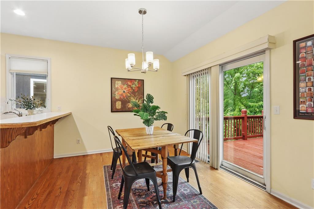 Photo 6 of 7723 N Conant Avenue