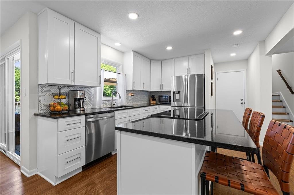 Photo 5 of 8802 Belleview Avenue