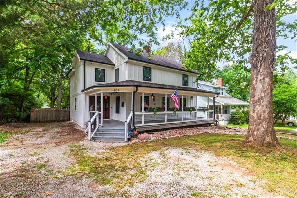 Photo of 303 SW 2nd Street