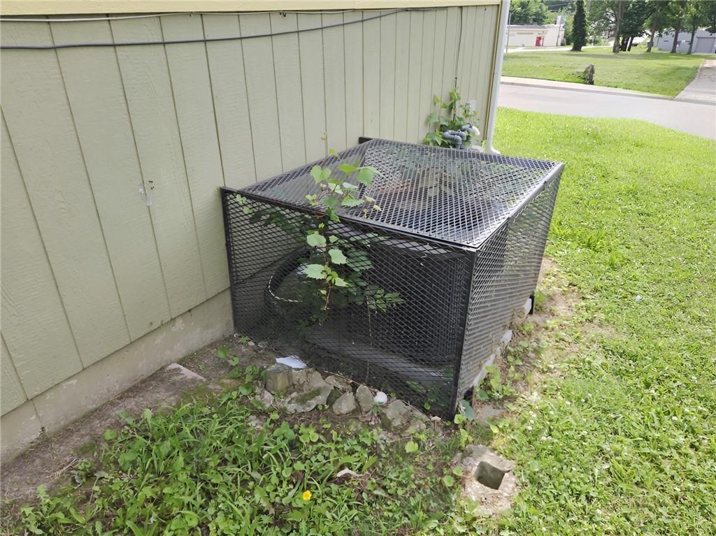 Photo 4 of 2035 Montgall Avenue