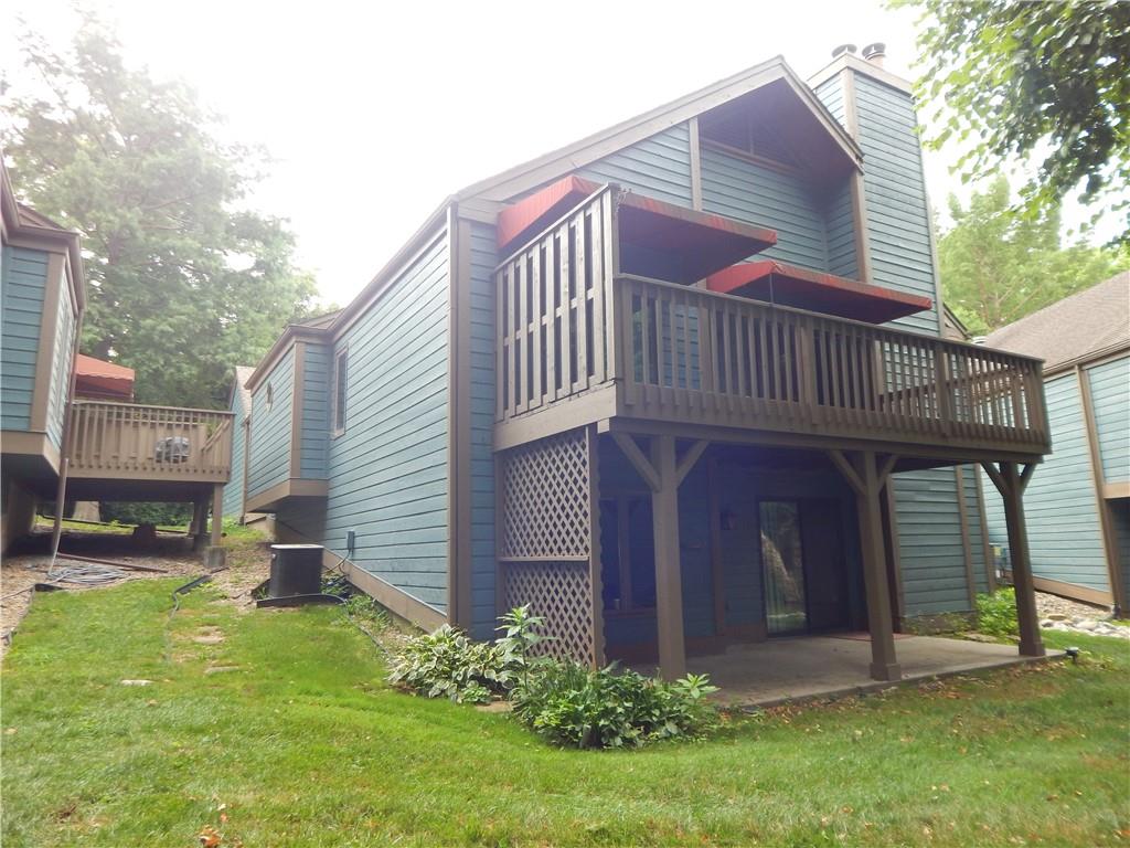 Photo 4 of 306 LAKESIDE Drive