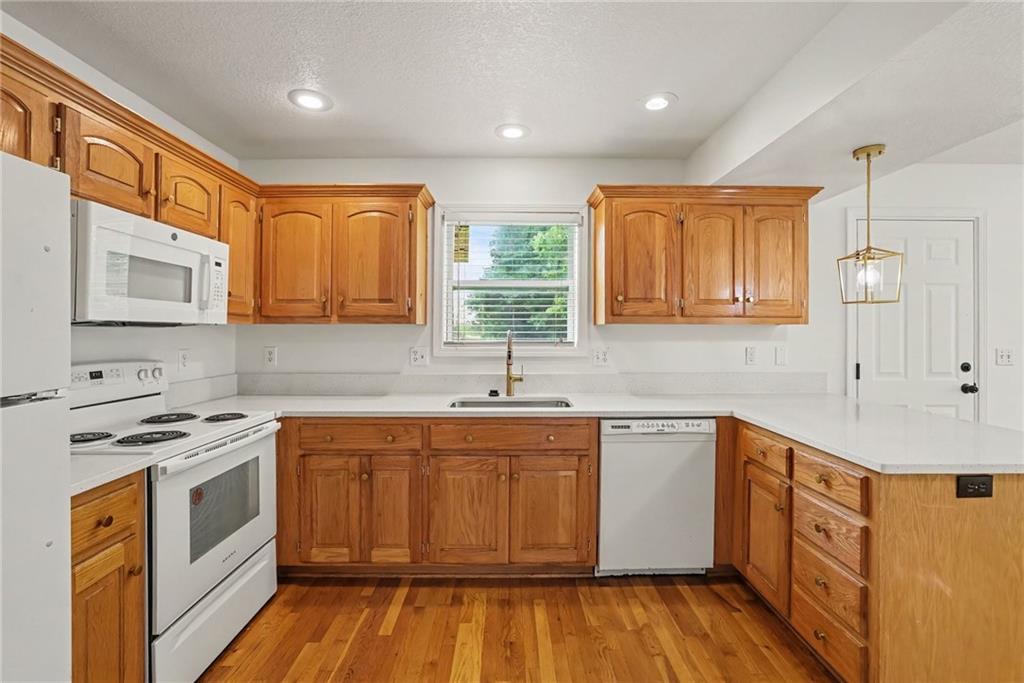 Photo 7 of 1112 E 81st Street