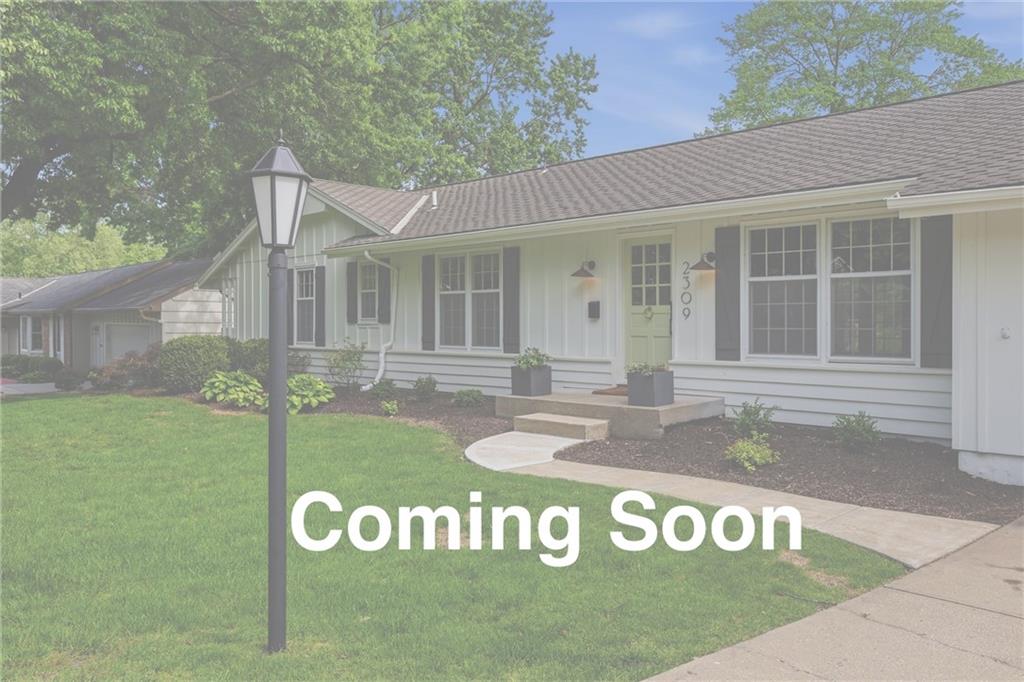 Photo of 2309 W 104th Street in Leawood, KS