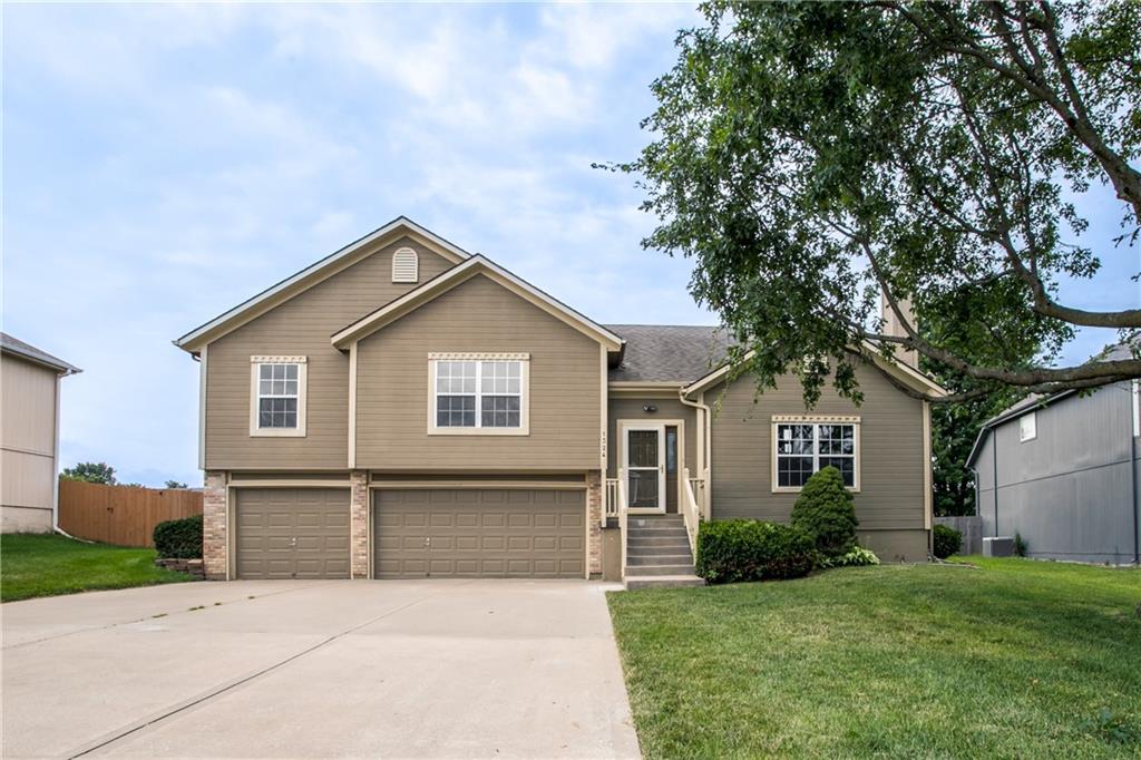 Photo of 1324 SE Dalton Circle