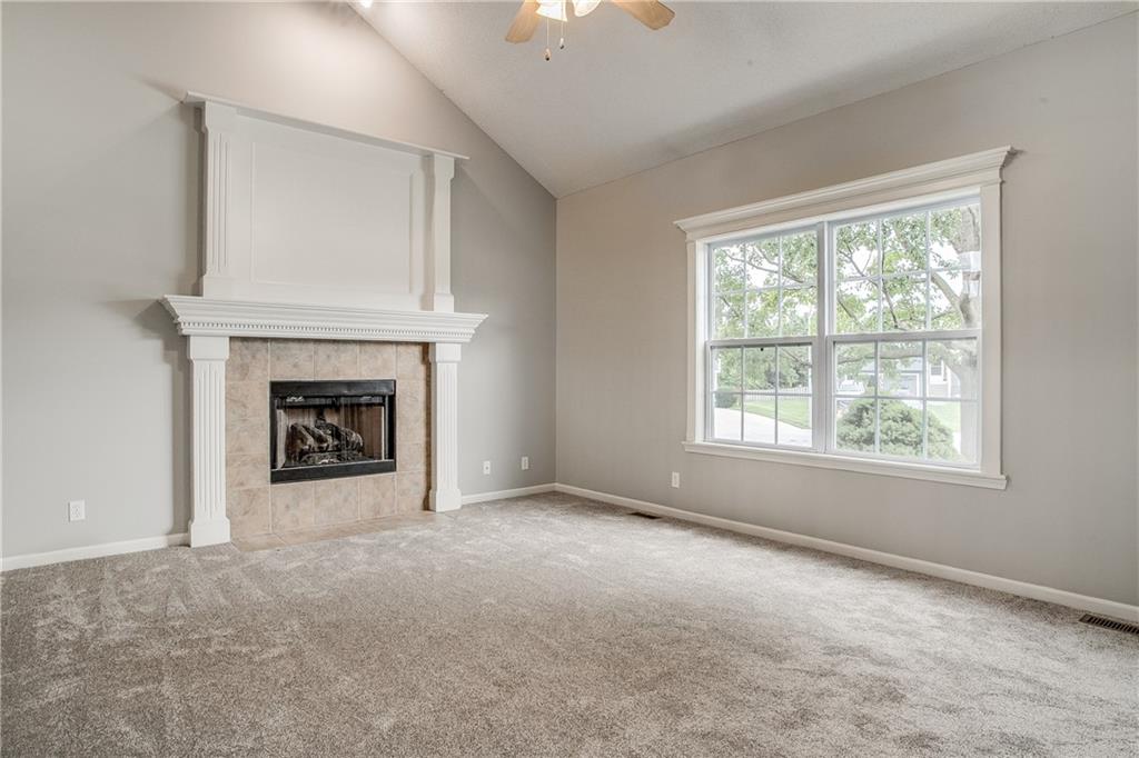Photo 5 of 1324 SE Dalton Circle