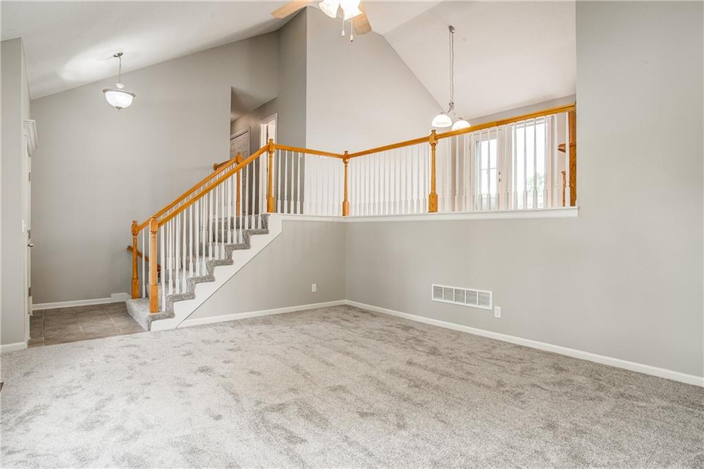 Photo 6 of 1324 SE Dalton Circle