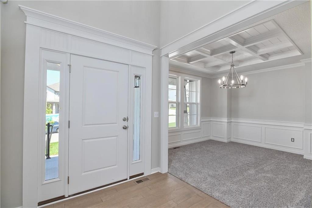 Photo 6 of 2739 W Park Street
