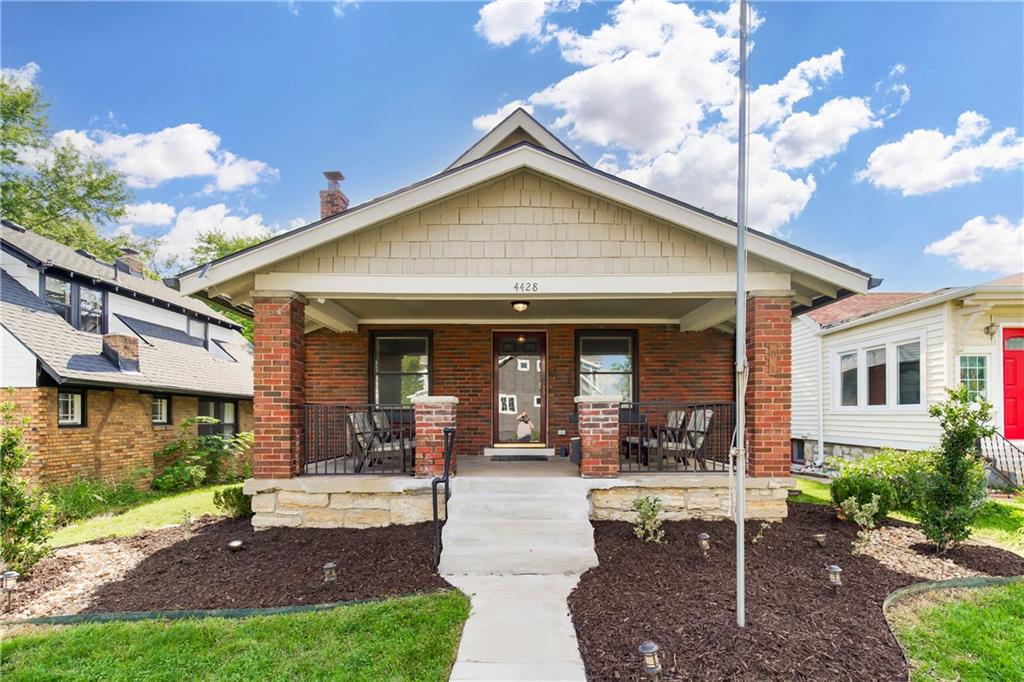 Photo of 4428 Summit Street