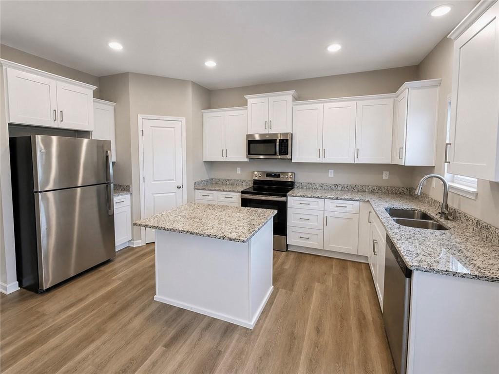Photo 7 of 910 SW Pintail Drive