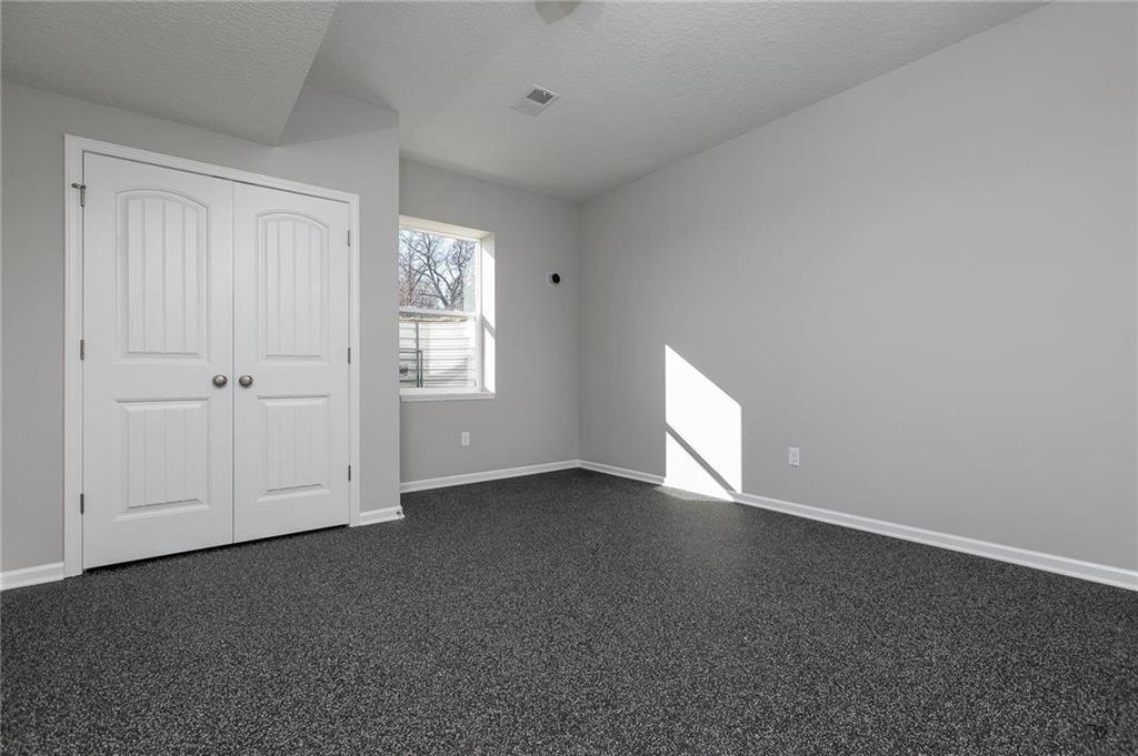 Photo 5 of 519 Skyview Lane