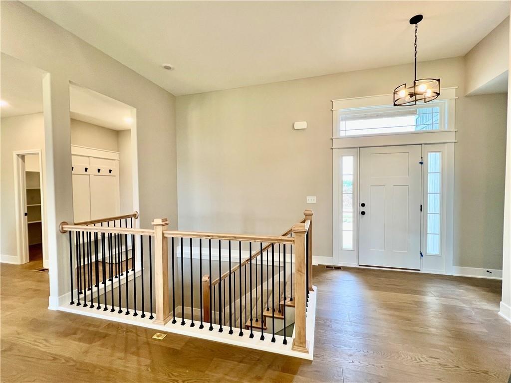 Photo 5 of 528 Skyview Lane