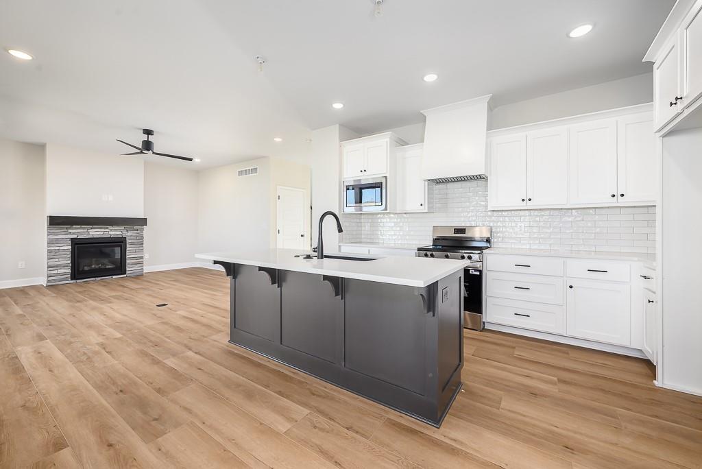 Photo 6 of 1627 N 156th Street