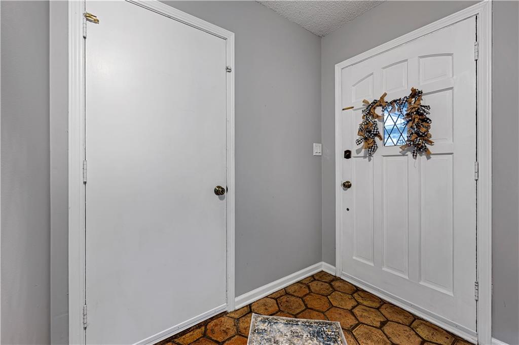 Photo 3 of 10225 Conser Street
