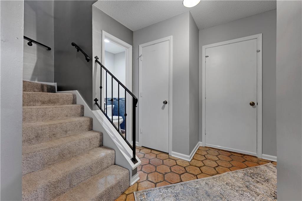 Photo 5 of 10225 Conser Street