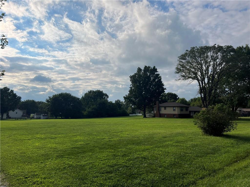 Photo 3 of 16904 Kentucky Road