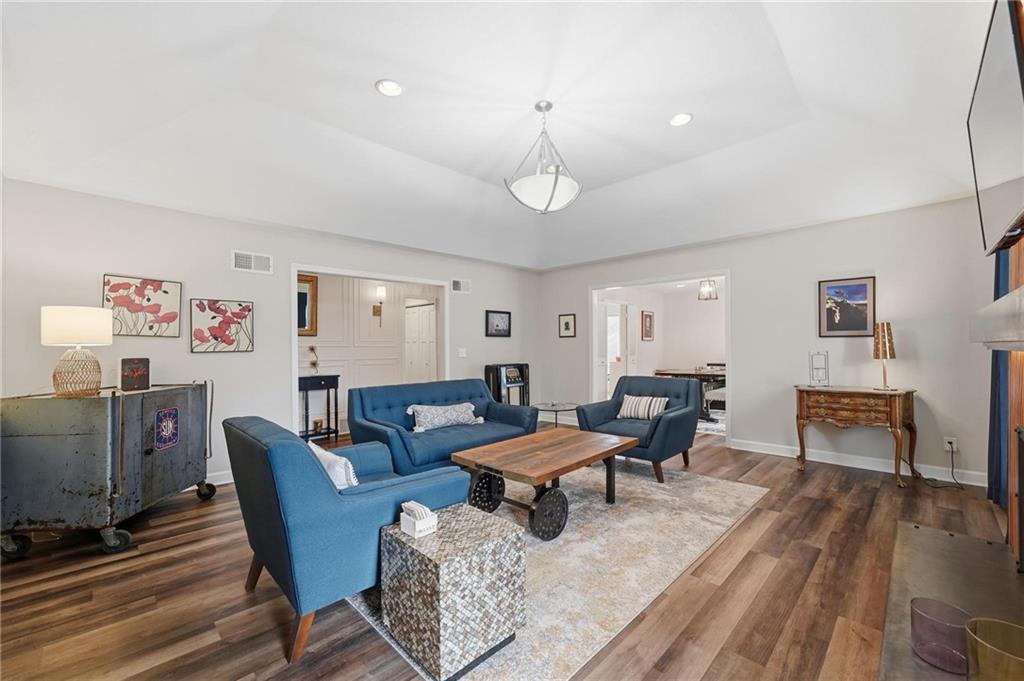 Photo 6 of 8721 Riggs Lane