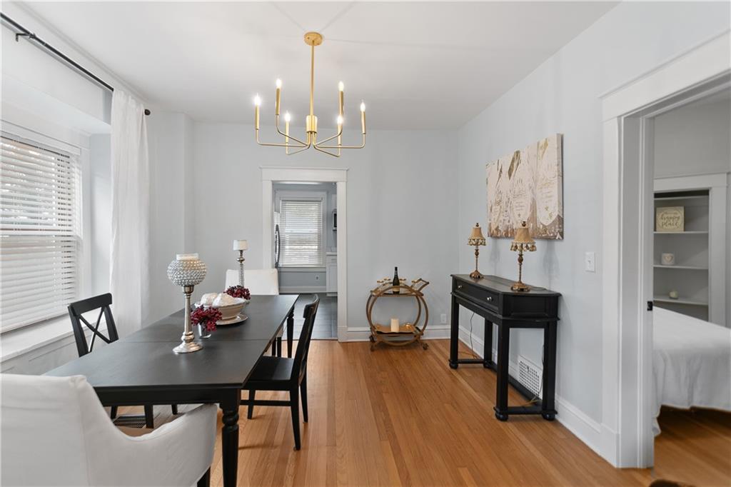 Photo 5 of 4004 Bell Street