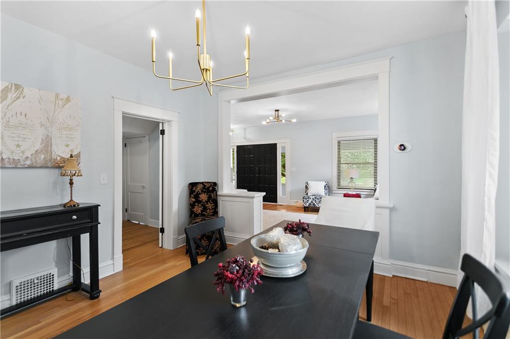 Photo 6 of 4004 Bell Street
