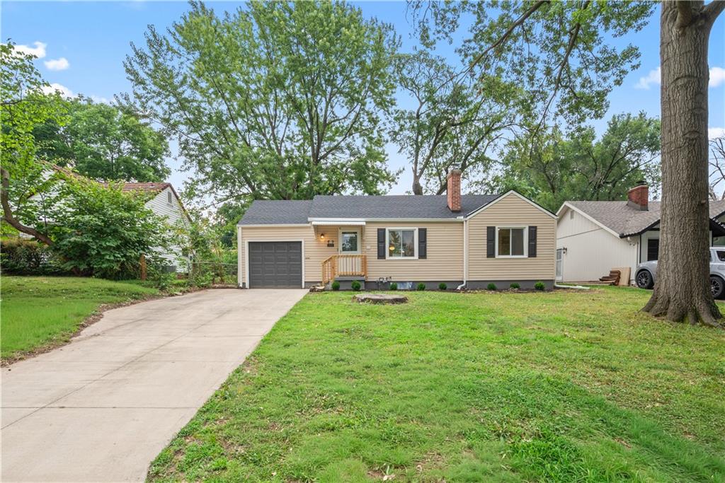 Photo of 3331 S Arlington Avenue