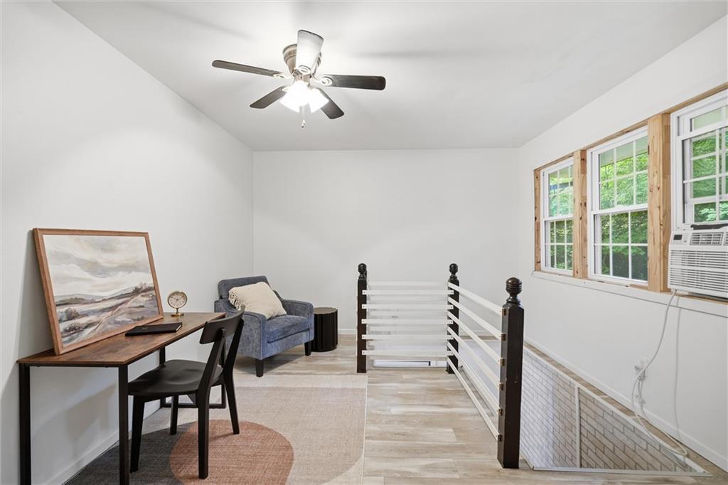 Photo 4 of 2514 NE 76th Street
