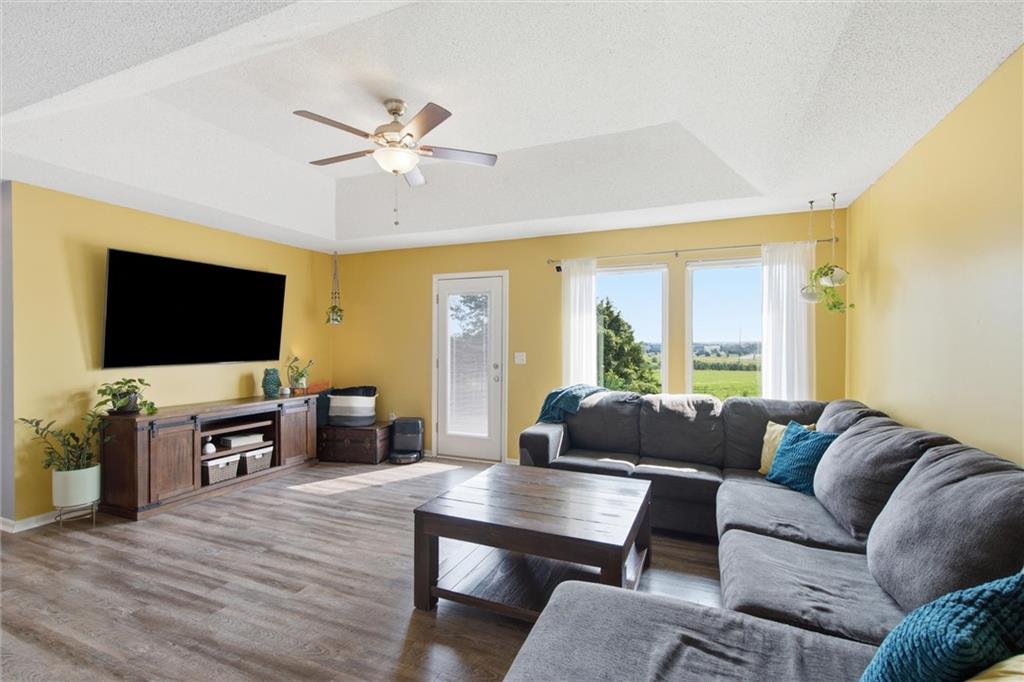 Photo 4 of 5827 Meadowsweet Lane
