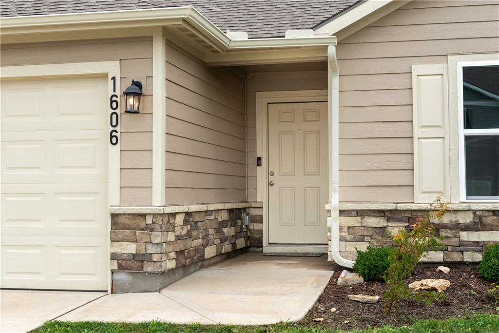 Photo 2 of 1606 Maci Drive