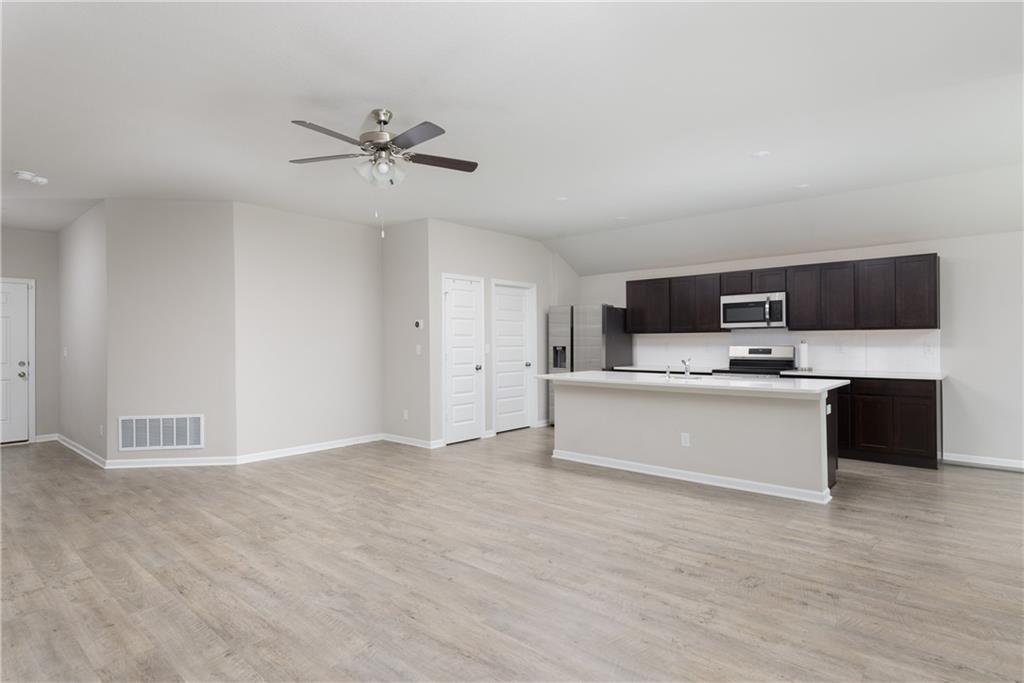 Photo 6 of 1606 Maci Drive