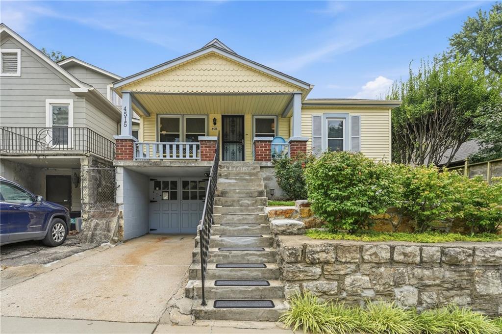 Photo 3 of 4515 Cambridge Street