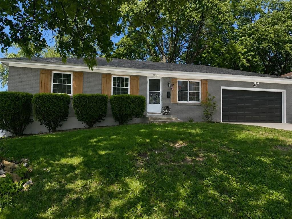 Photo of 16917 E Cogan Road in Independence, MO