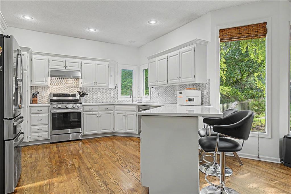 Photo 6 of 7228 Widmer Road