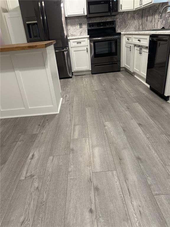 Photo 4 of 16009 Ann Avenue