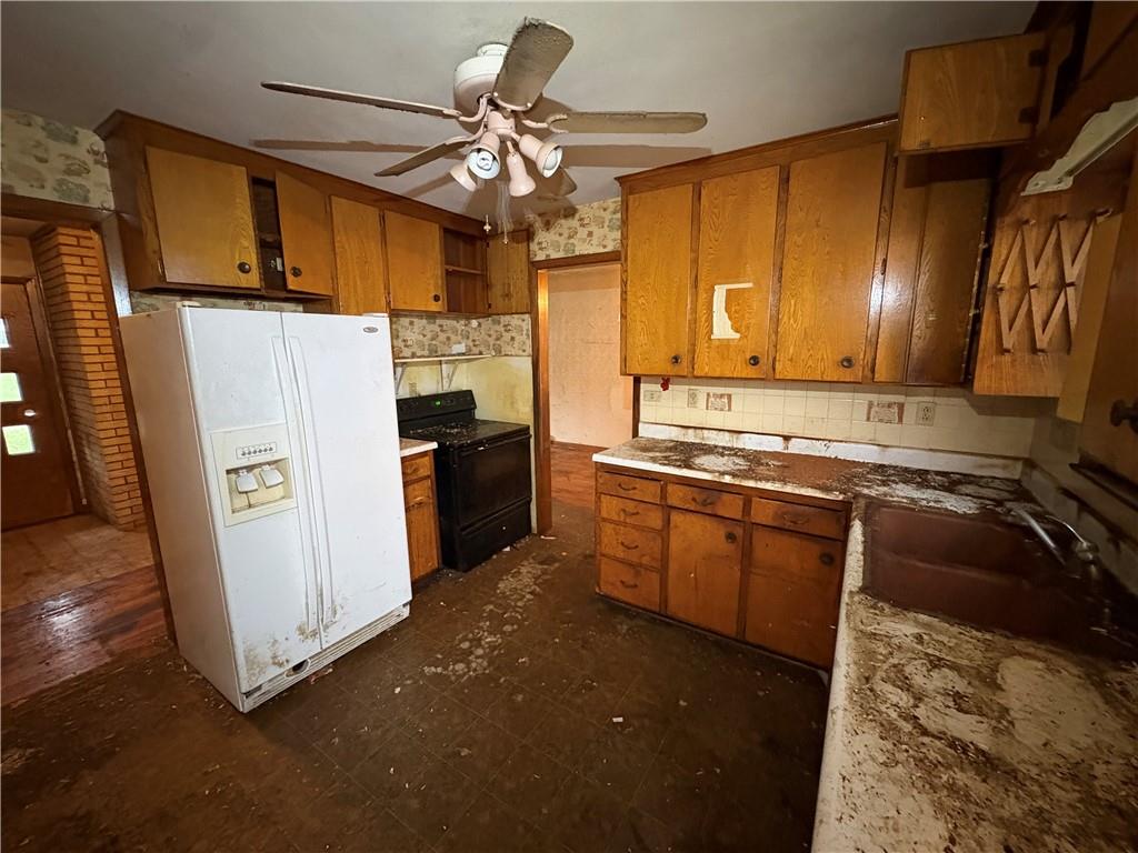 Photo 7 of 5049 N Brighton Avenue
