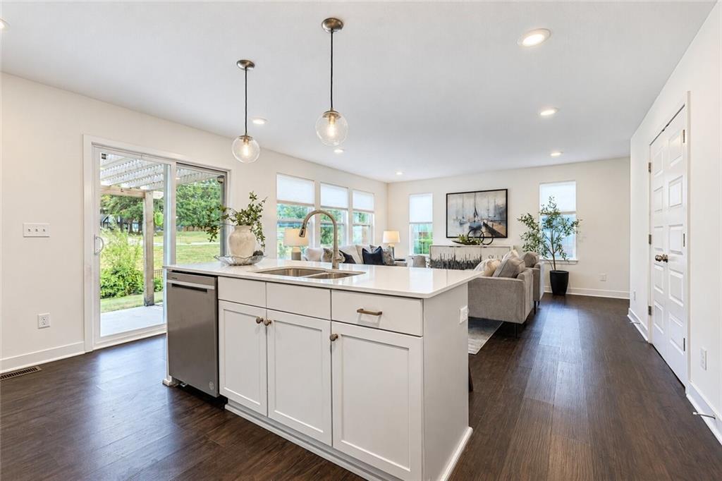 Photo 7 of 1413 Newport Lane