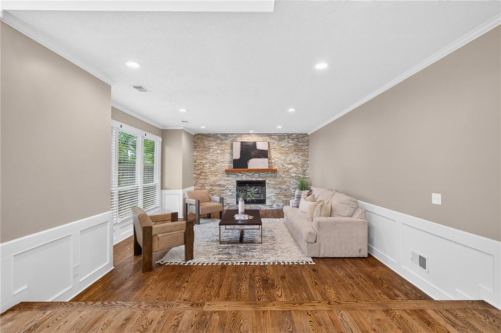 Photo 5 of 9109 W 126th Terrace