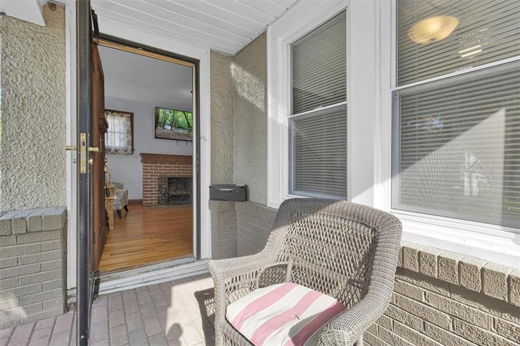 Photo 5 of 824 E 23rd Avenue