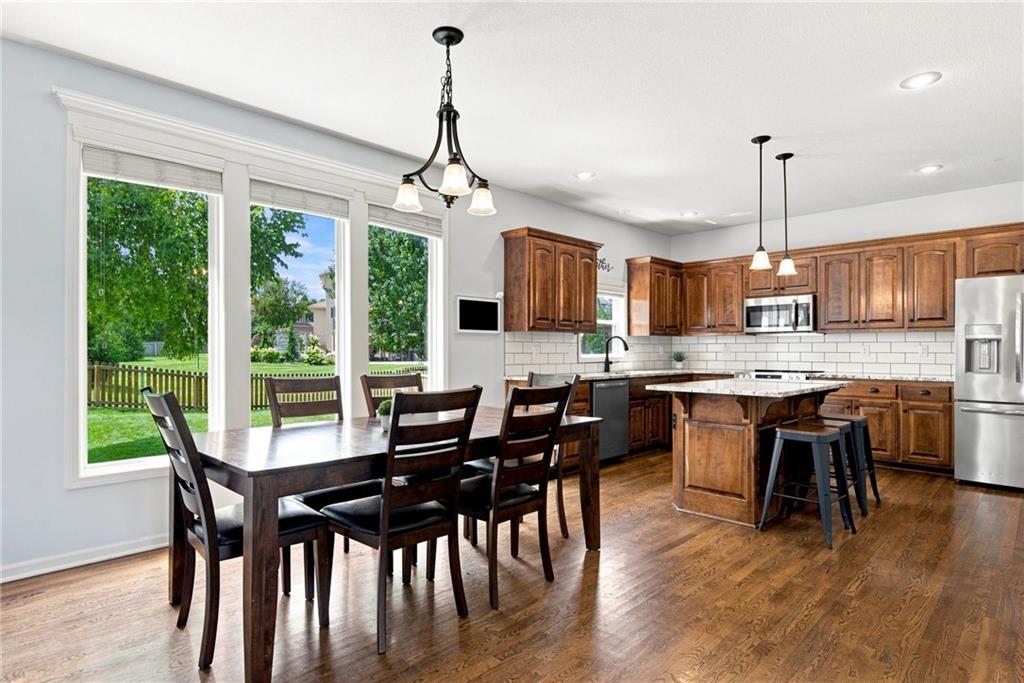 Photo 5 of 16584 S Lind Road