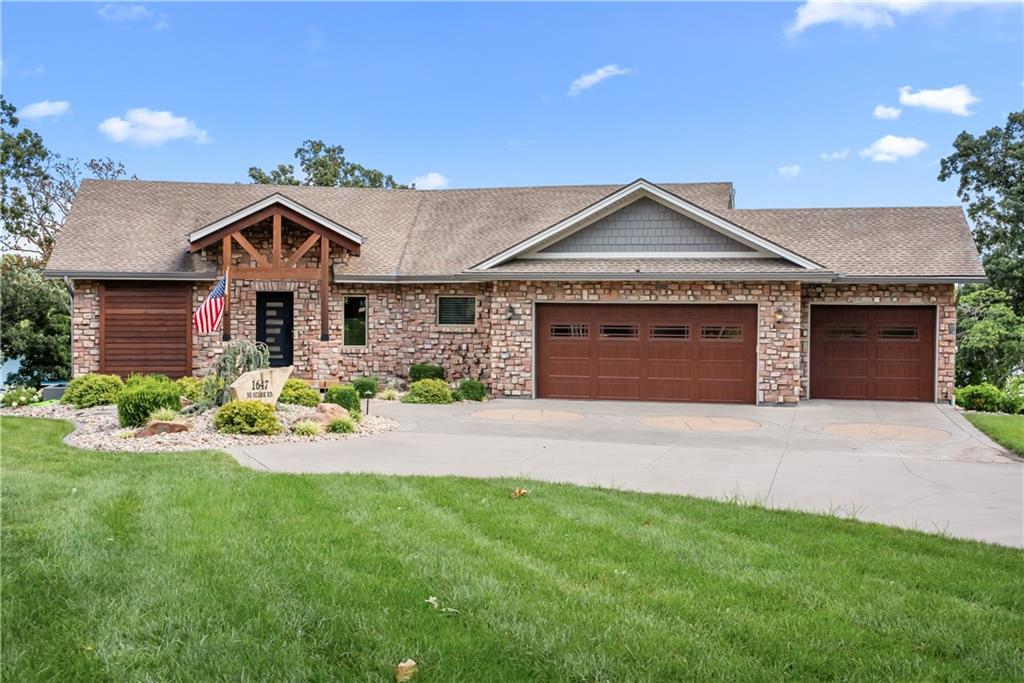 Photo of 1647 NE Ozark Drive