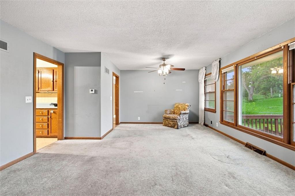 Photo 7 of 207 Augustus Drive