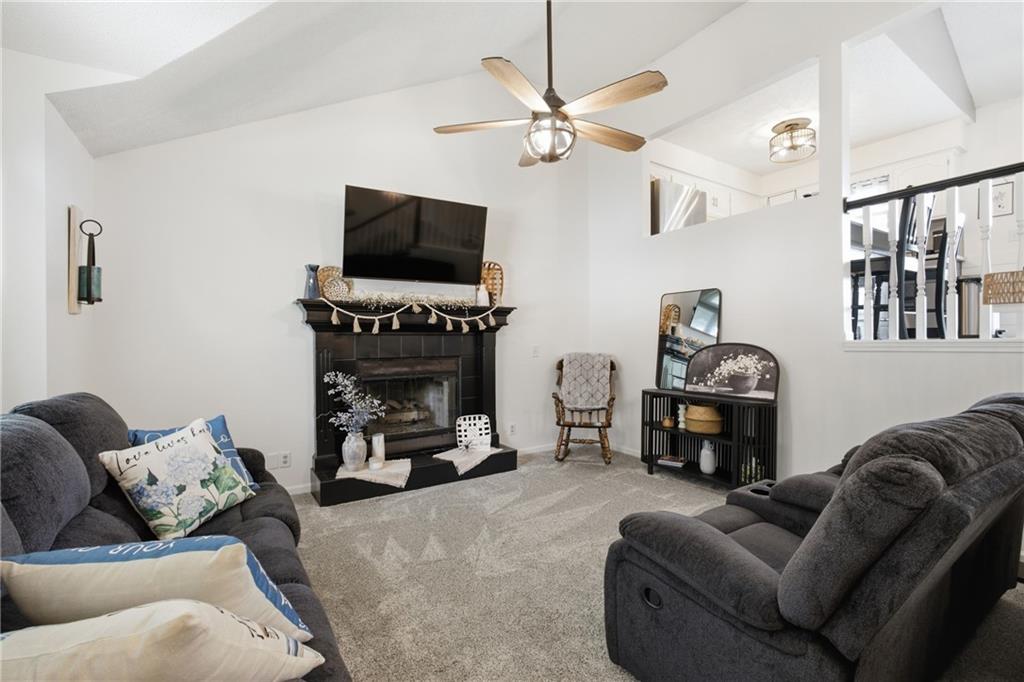 Photo 4 of 1507 Emerald Circle