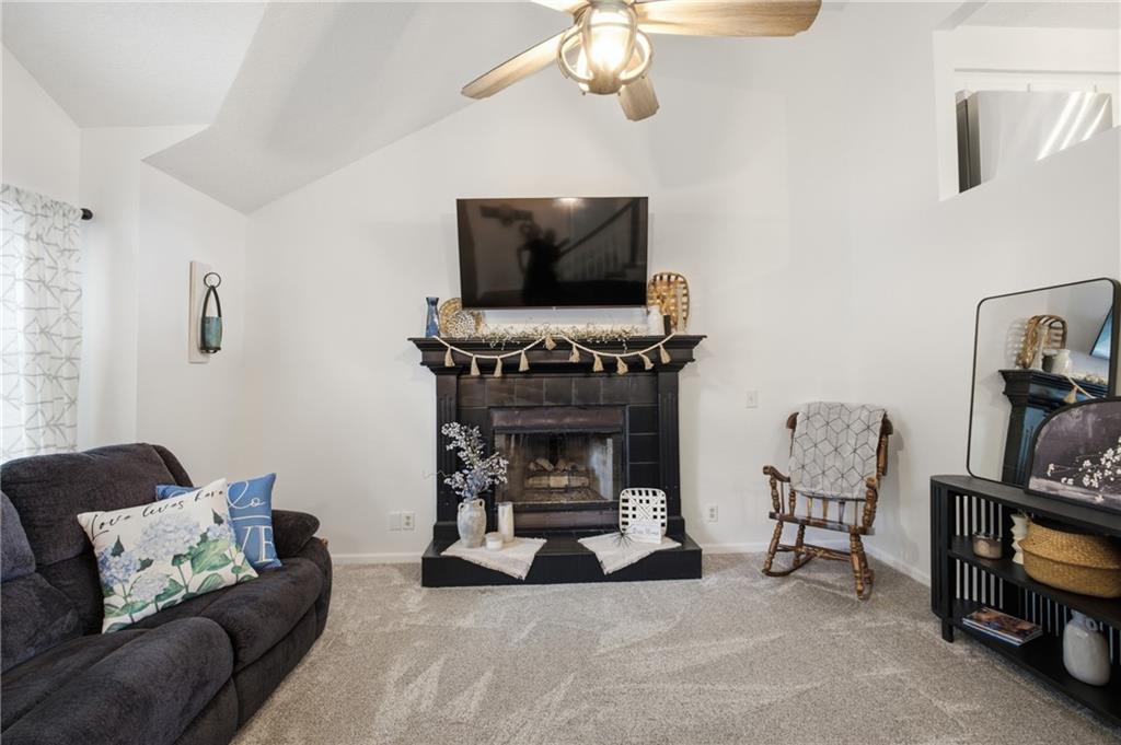 Photo 5 of 1507 Emerald Circle