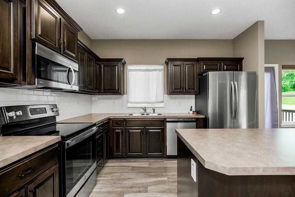 Photo 6 of 1300 Armstrong Avenue