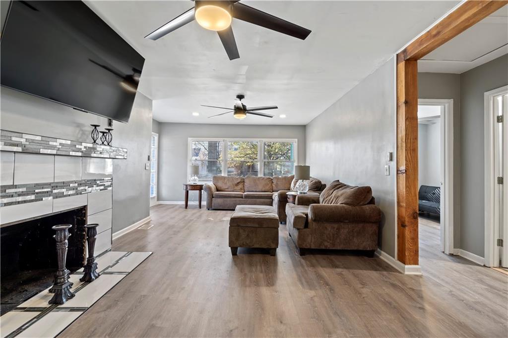 Photo 6 of 2224 E 68th Terrace