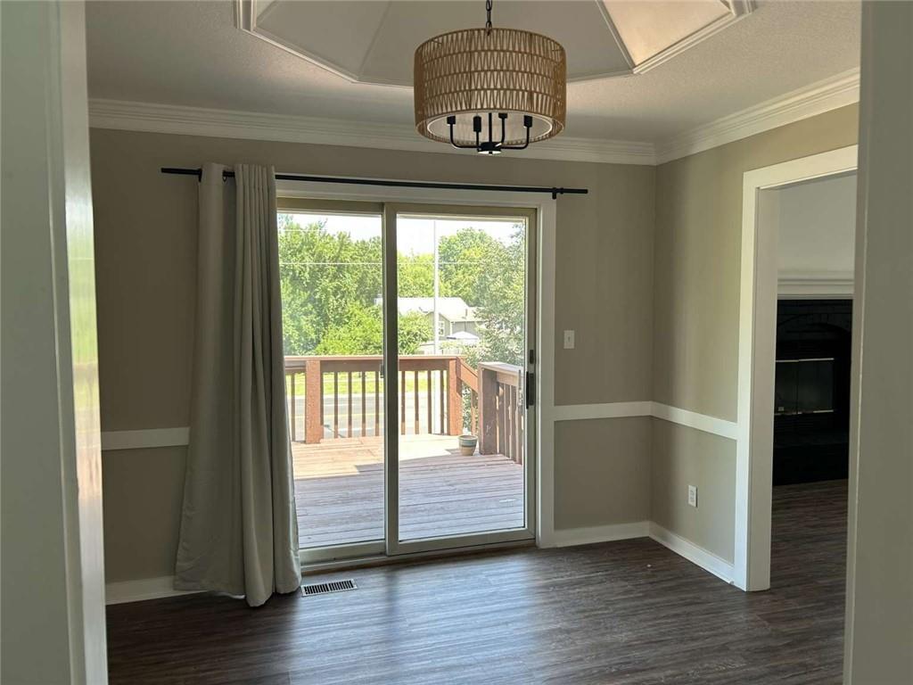 Photo 6 of 519 NE Timbercreek Drive
