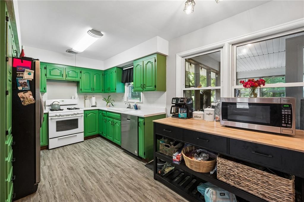 Photo 6 of 1315 W 25th Street S