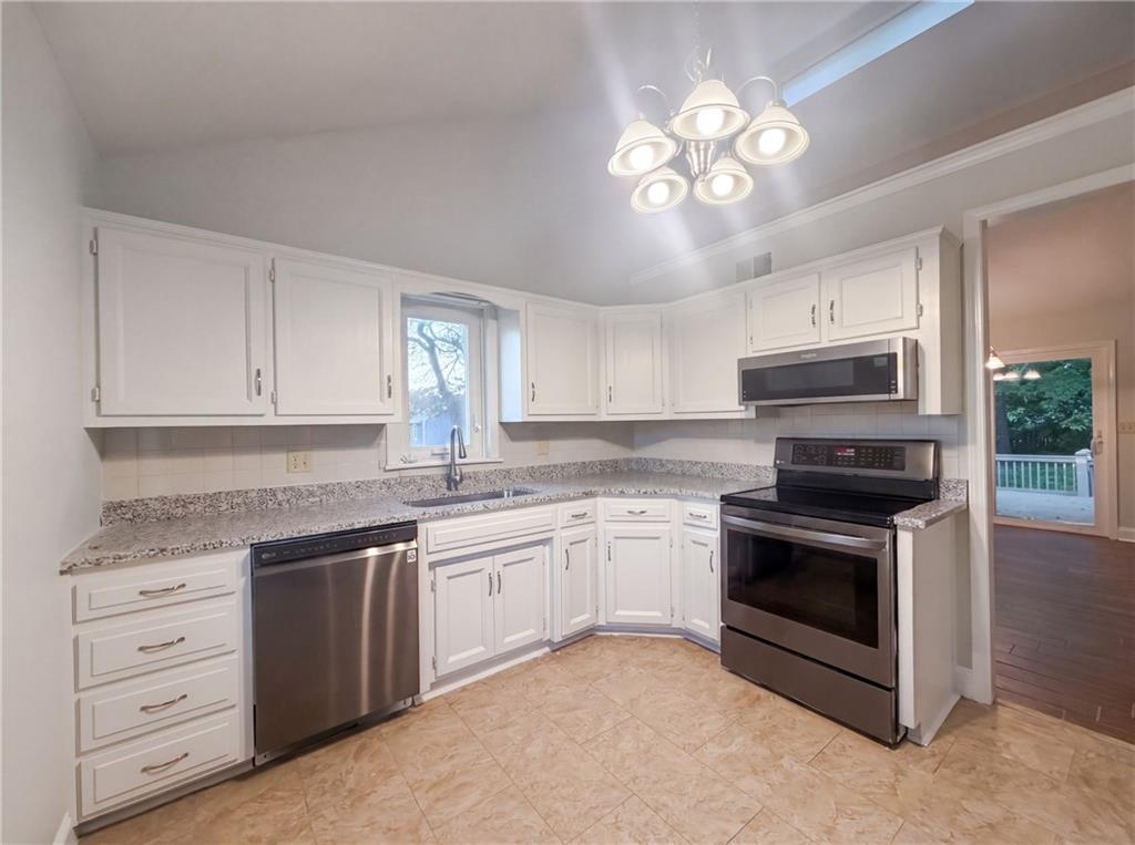Photo 2 of 7511 Orient Avenue