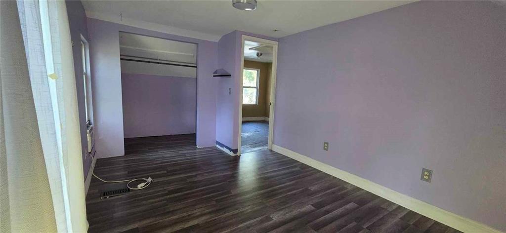 Photo 5 of 121 N ASH Avenue